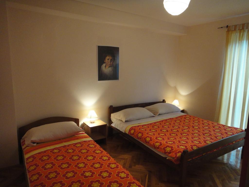 Apartments Iva Pakoštane Esterno foto