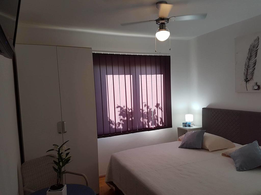 Apartments Iva Pakoštane Esterno foto